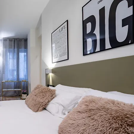 Love Suite Verona 아파트 *